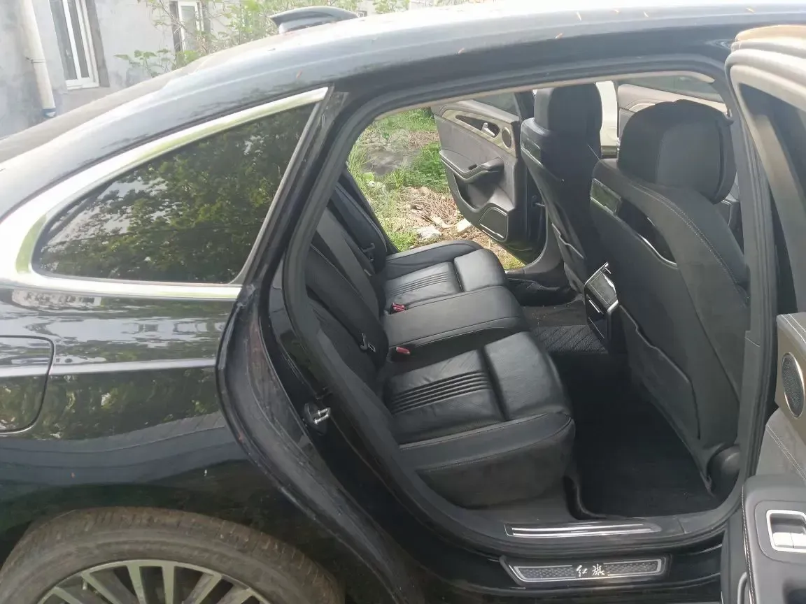 2020 HongQi H9 2.0T 252HP L4 7DCT,autocango,china used car exporter,china ev exporter,chinese used car exporter,chinese used ev exporter