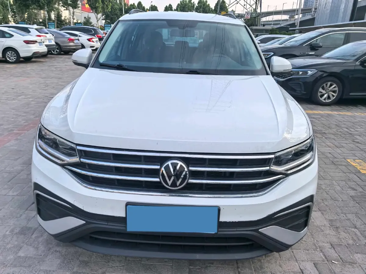 2022 MAXUS DaJia 5 BEV 70KWH,autocango,china used car exporter,china ev exporter,chinese used car exporter,chinese used ev exporter