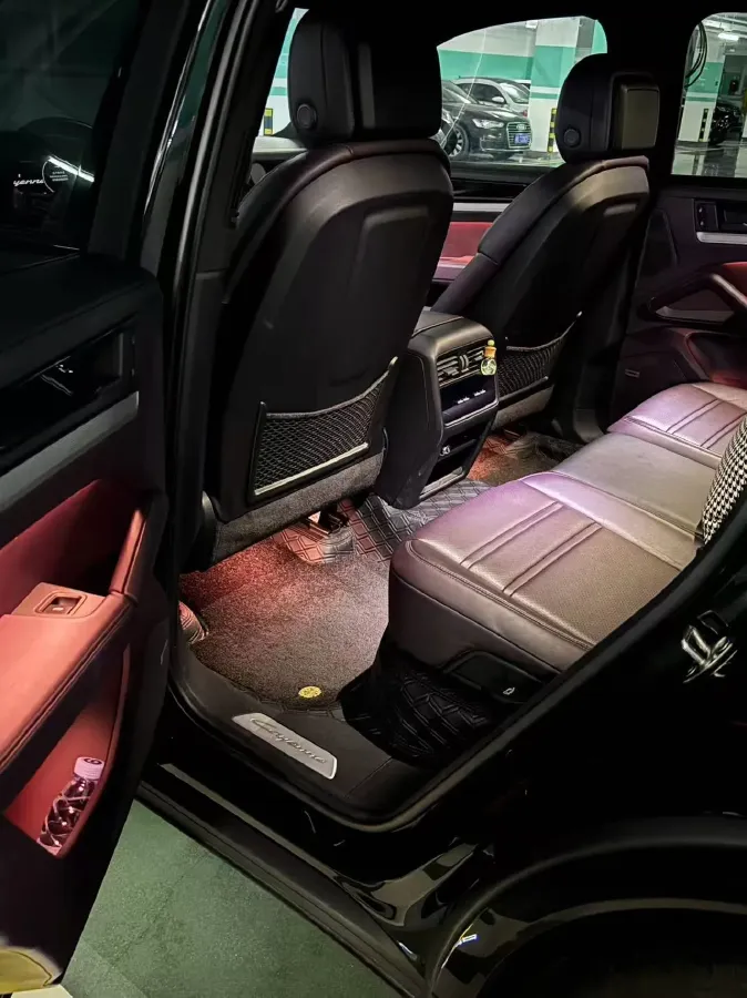 2024 Porsche Cayenne 3.0T 354HP V6 8AT,autocango,china used car exporter,china ev exporter,chinese used car exporter,chinese used ev exporter