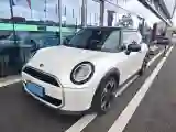 2025 MINI MINI 2.0T 204HP L4 7DCT