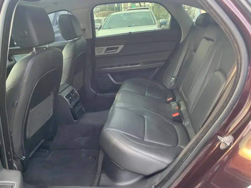 2020 Jaguar XFL 2.0T 250HP L4 8AT,autocango,china used car exporter,china ev exporter,chinese used car exporter,chinese used ev exporter