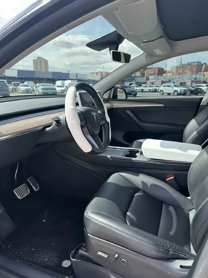 2021 Tesla Model Y BEV 60KWH,autocango,china used car exporter,china ev exporter,chinese used car exporter,chinese used ev exporter