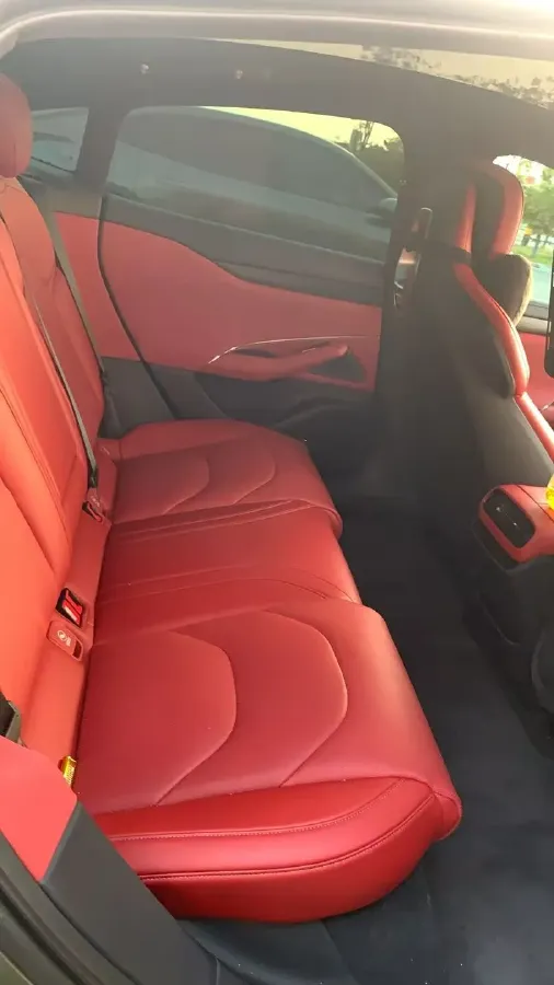 2024 MI SU7 BEV 101KWH,autocango,china used car exporter,china ev exporter,chinese used car exporter,chinese used ev exporter