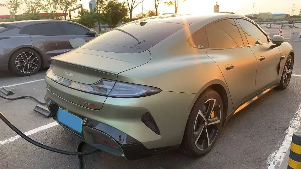 2024 MI SU7 BEV 101KWH,autocango,china used car exporter,china ev exporter,chinese used car exporter,chinese used ev exporter