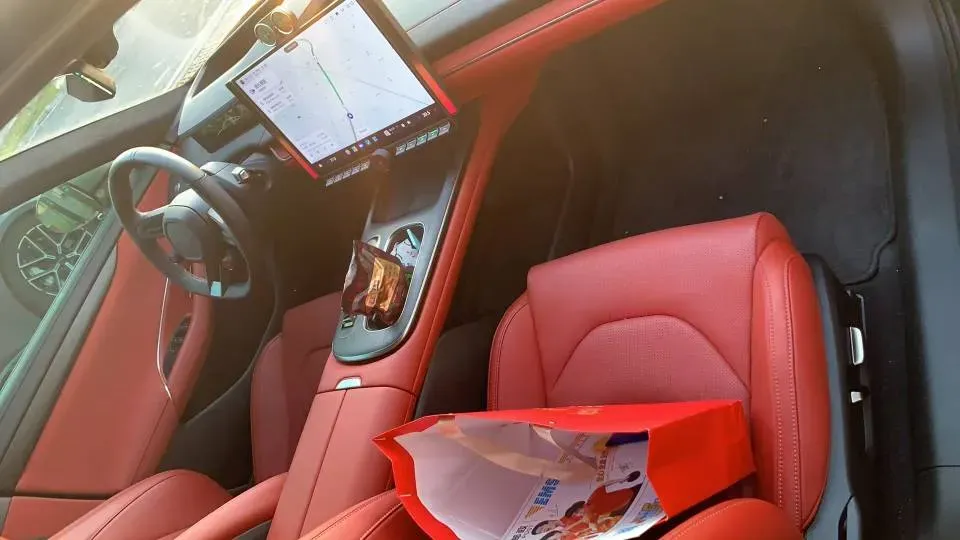 2024 MI SU7 BEV 101KWH,autocango,china used car exporter,china ev exporter,chinese used car exporter,chinese used ev exporter