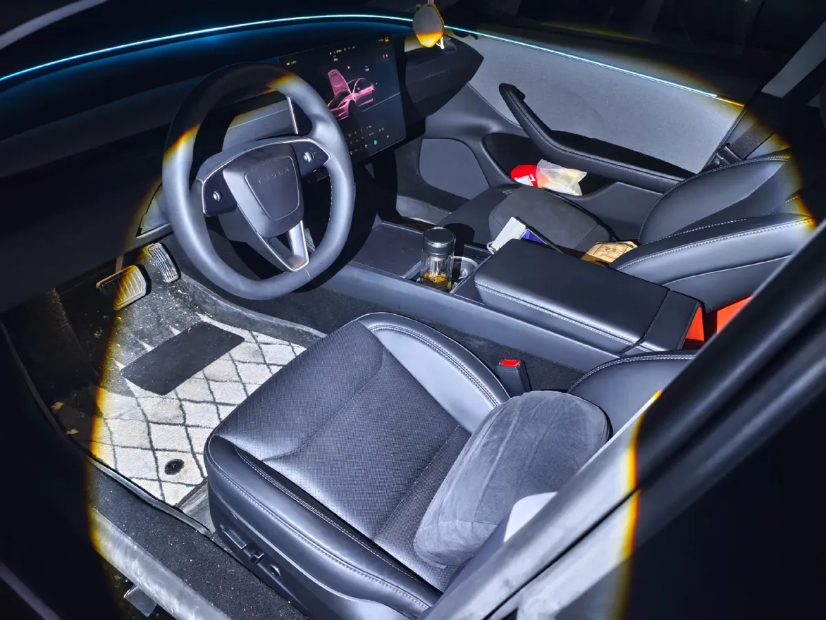 2025 Tesla Model 3 BEV 62.5KWH,autocango,china used car exporter,china ev exporter,chinese used car exporter,chinese used ev exporter