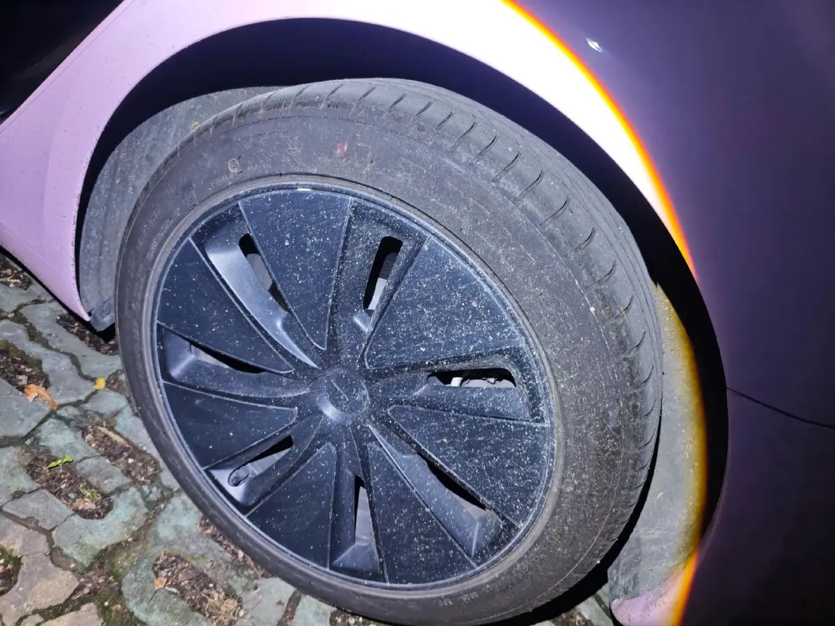 2025 Tesla Model 3 BEV 62.5KWH,autocango,china used car exporter,china ev exporter,chinese used car exporter,chinese used ev exporter