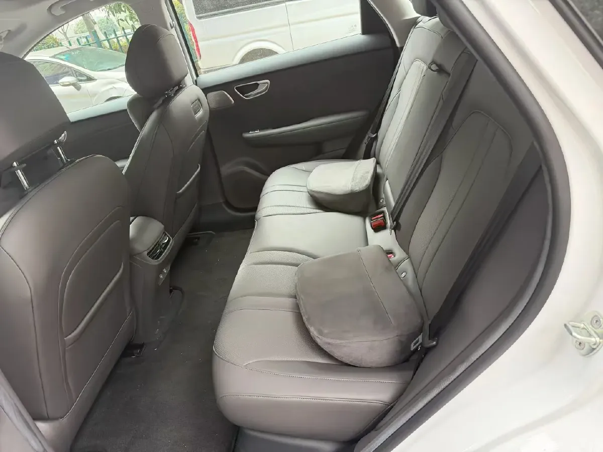 2025 HIMA Shangjie H5 BEV,autocango,china used car exporter,china ev exporter,chinese used car exporter,chinese used ev exporter