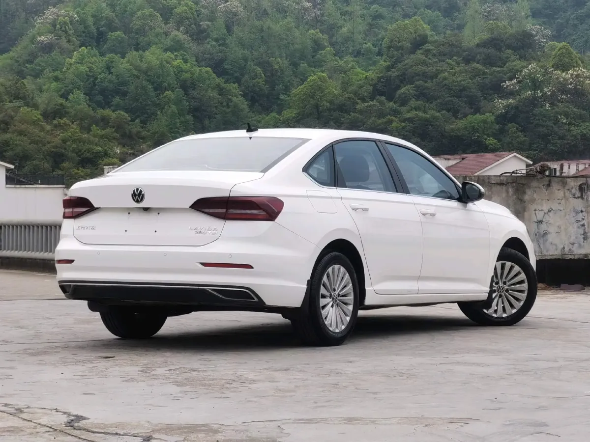 2021 Volkswagen Lavida 1.4T 150HP L4 7DCT,autocango,china used car exporter,china ev exporter,chinese used car exporter,chinese used ev exporter