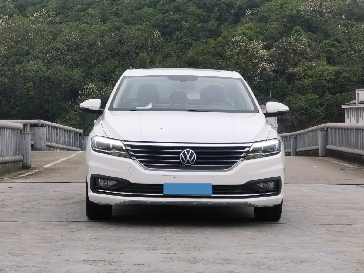 2021 Volkswagen Lavida 1.4T 150HP L4 7DCT,autocango,china used car exporter,china ev exporter,chinese used car exporter,chinese used ev exporter