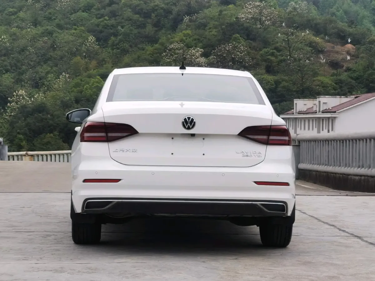 2021 Volkswagen Lavida 1.4T 150HP L4 7DCT,autocango,china used car exporter,china ev exporter,chinese used car exporter,chinese used ev exporter