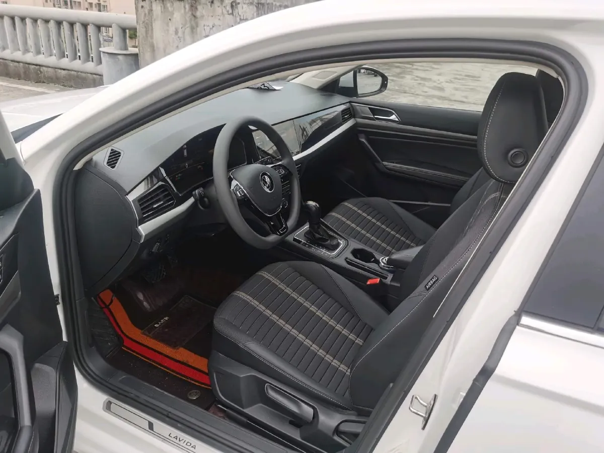 2021 Volkswagen Lavida 1.4T 150HP L4 7DCT,autocango,china used car exporter,china ev exporter,chinese used car exporter,chinese used ev exporter