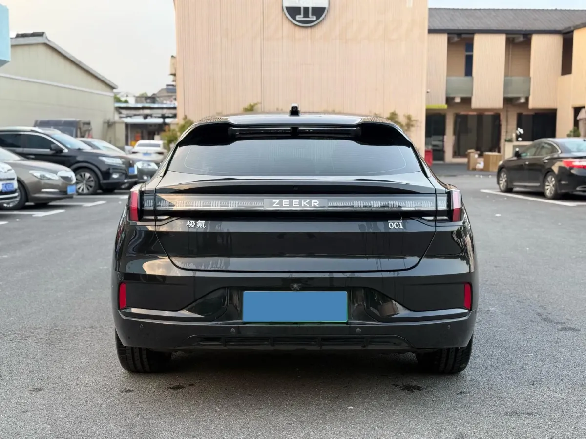 2022 Zeekr 001 BEV 86KWH,autocango,china used car exporter,china ev exporter,chinese used car exporter,chinese used ev exporter