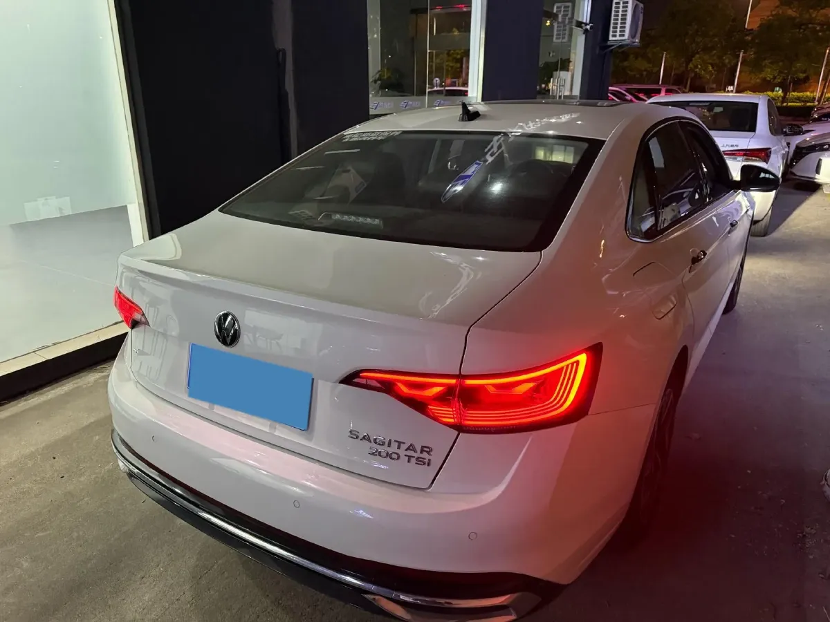 2022 Volkswagen Sagitar 1.2T 116HP L4 7DCT,autocango,china used car exporter,china ev exporter,chinese used car exporter,chinese used ev exporter