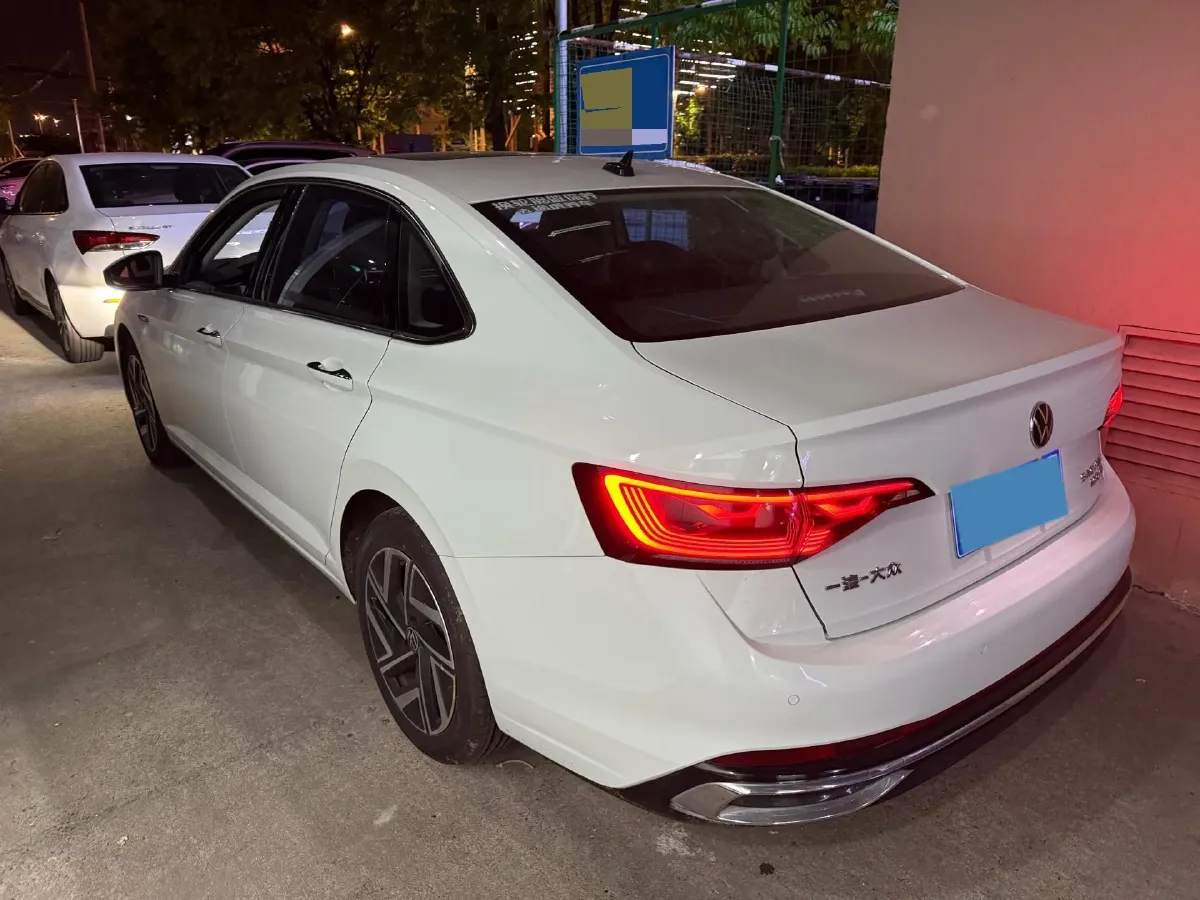 2022 Volkswagen Sagitar 1.2T 116HP L4 7DCT,autocango,china used car exporter,china ev exporter,chinese used car exporter,chinese used ev exporter
