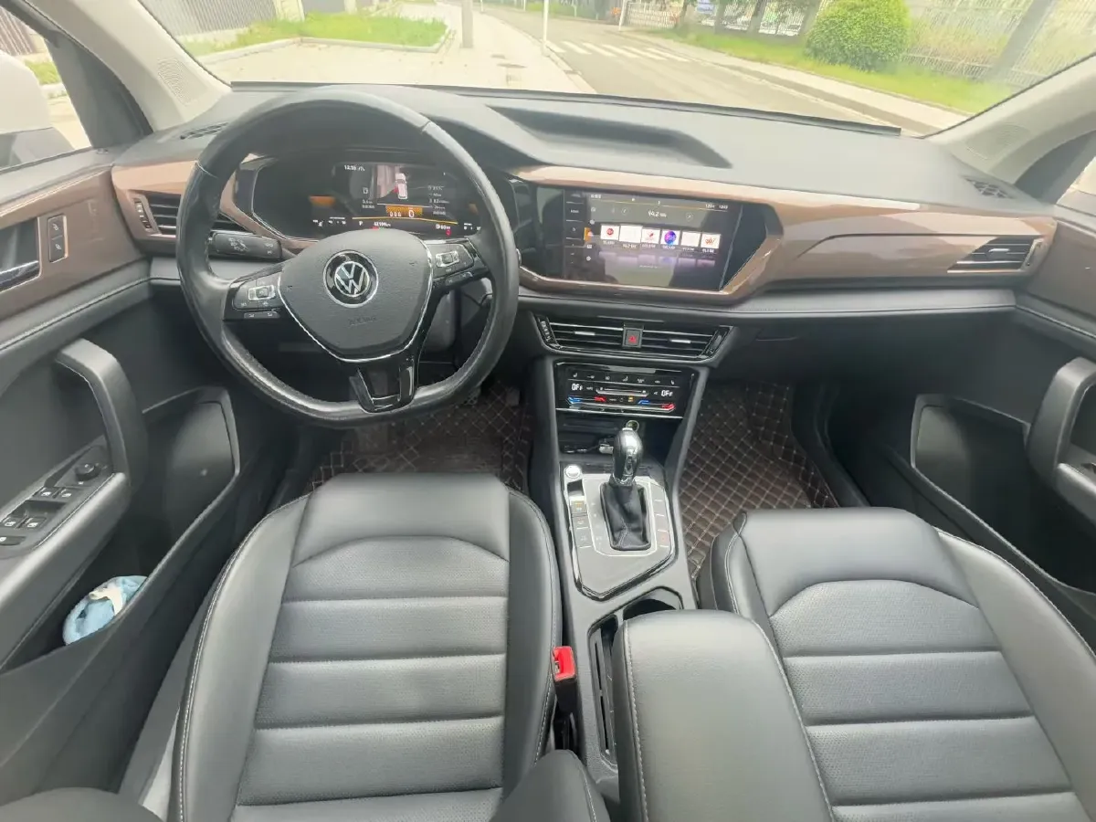 2021 Volkswagen Tharu 1.4T 150HP L4 7DCT,autocango,china used car exporter,china ev exporter,chinese used car exporter,chinese used ev exporter