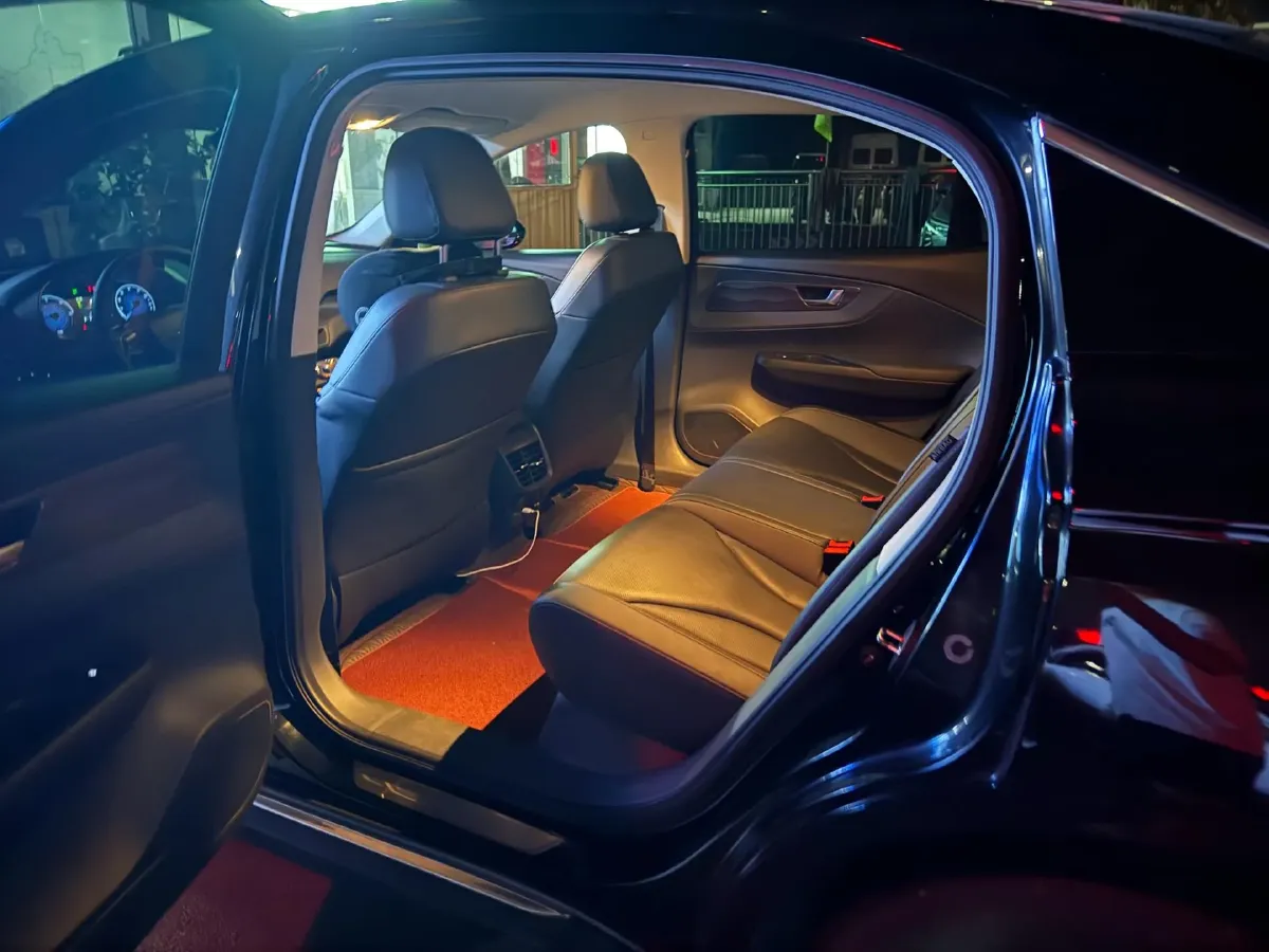 2022 HongQi E-QM5 BEV 54KWH,autocango,china used car exporter,china ev exporter,chinese used car exporter,chinese used ev exporter