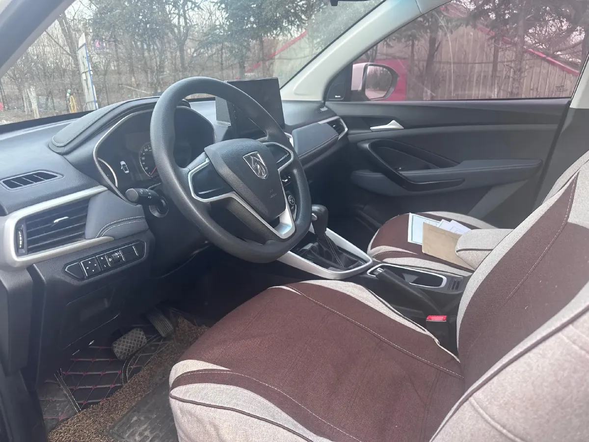 2019 BaoJun 530 1.5T 151HP L4 CVT,autocango,china used car exporter,china ev exporter,chinese used car exporter,chinese used ev exporter