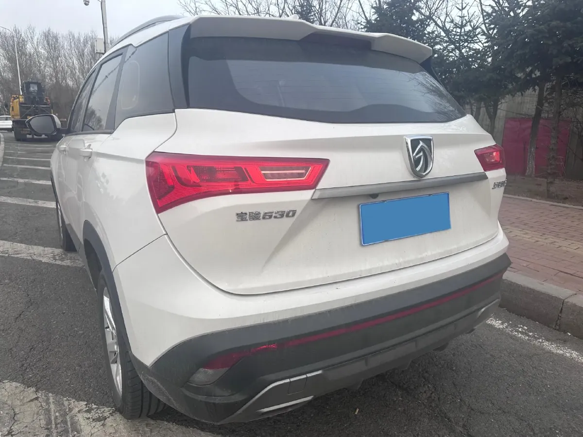 2019 BaoJun 530 1.5T 151HP L4 CVT,autocango,china used car exporter,china ev exporter,chinese used car exporter,chinese used ev exporter