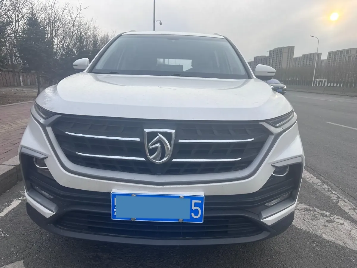 2019 BaoJun 530 1.5T 151HP L4 CVT,autocango,china used car exporter,china ev exporter,chinese used car exporter,chinese used ev exporter