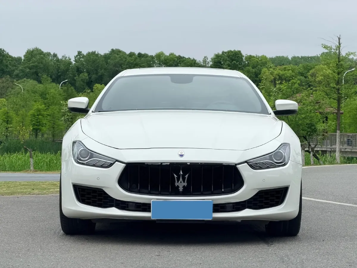 2019 Maserati Ghibli 3.0T 350HP V6 8AT,autocango,china used car exporter,china ev exporter,chinese used car exporter,chinese used ev exporter