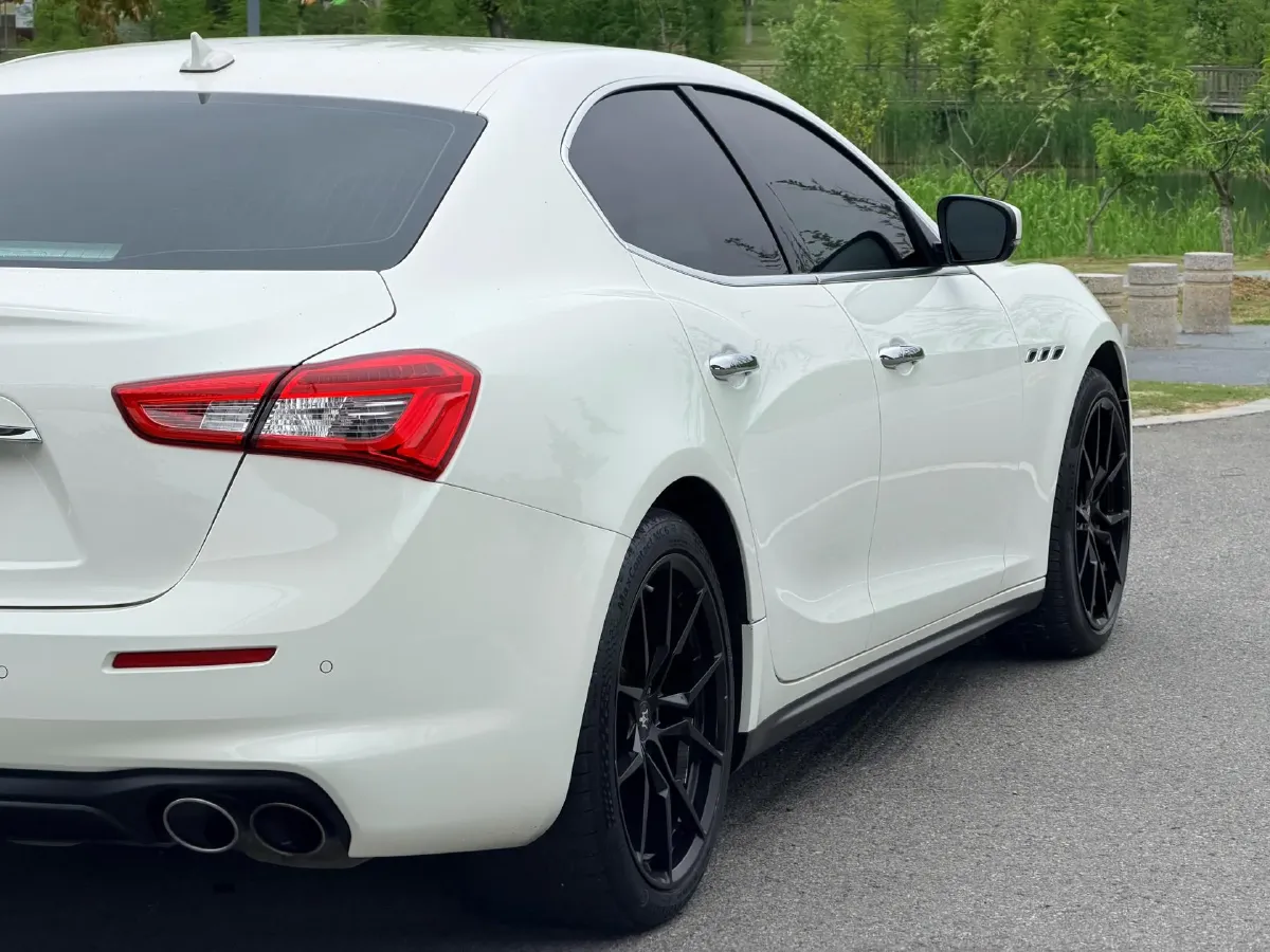 2019 Maserati Ghibli 3.0T 350HP V6 8AT,autocango,china used car exporter,china ev exporter,chinese used car exporter,chinese used ev exporter