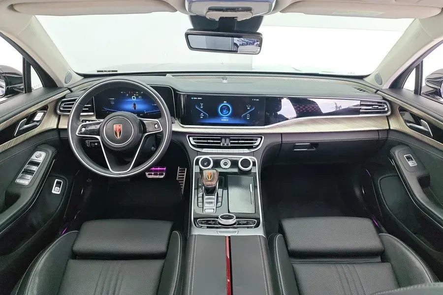 2020 HongQi H9 2.0T 252HP L4 7DCT,autocango,china used car exporter,china ev exporter,chinese used car exporter,chinese used ev exporter