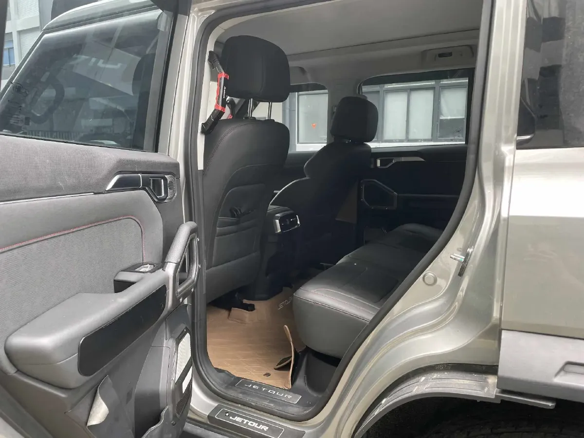 2023 Jetour Traveller 2.0T 254HP L4 7DCT,autocango,china used car exporter,china ev exporter,chinese used car exporter,chinese used ev exporter