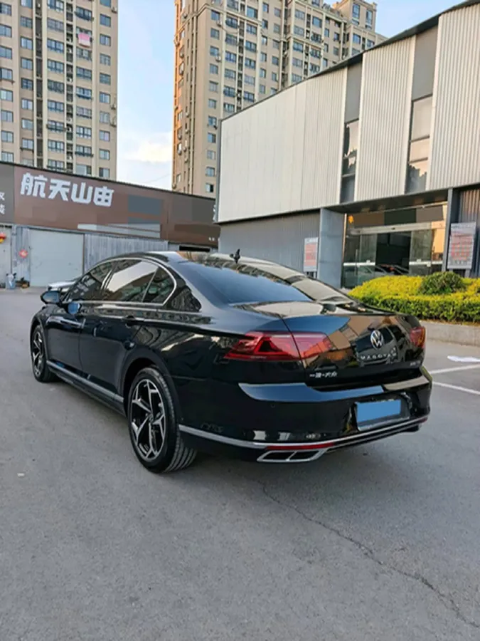 2023 Volkswagen Magotan 2.0T 186HP L4 7DCT,autocango,china used car exporter,china ev exporter,chinese used car exporter,chinese used ev exporter