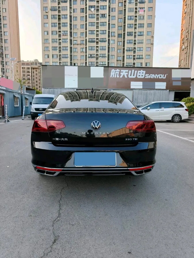 2023 Volkswagen Magotan 2.0T 186HP L4 7DCT,autocango,china used car exporter,china ev exporter,chinese used car exporter,chinese used ev exporter