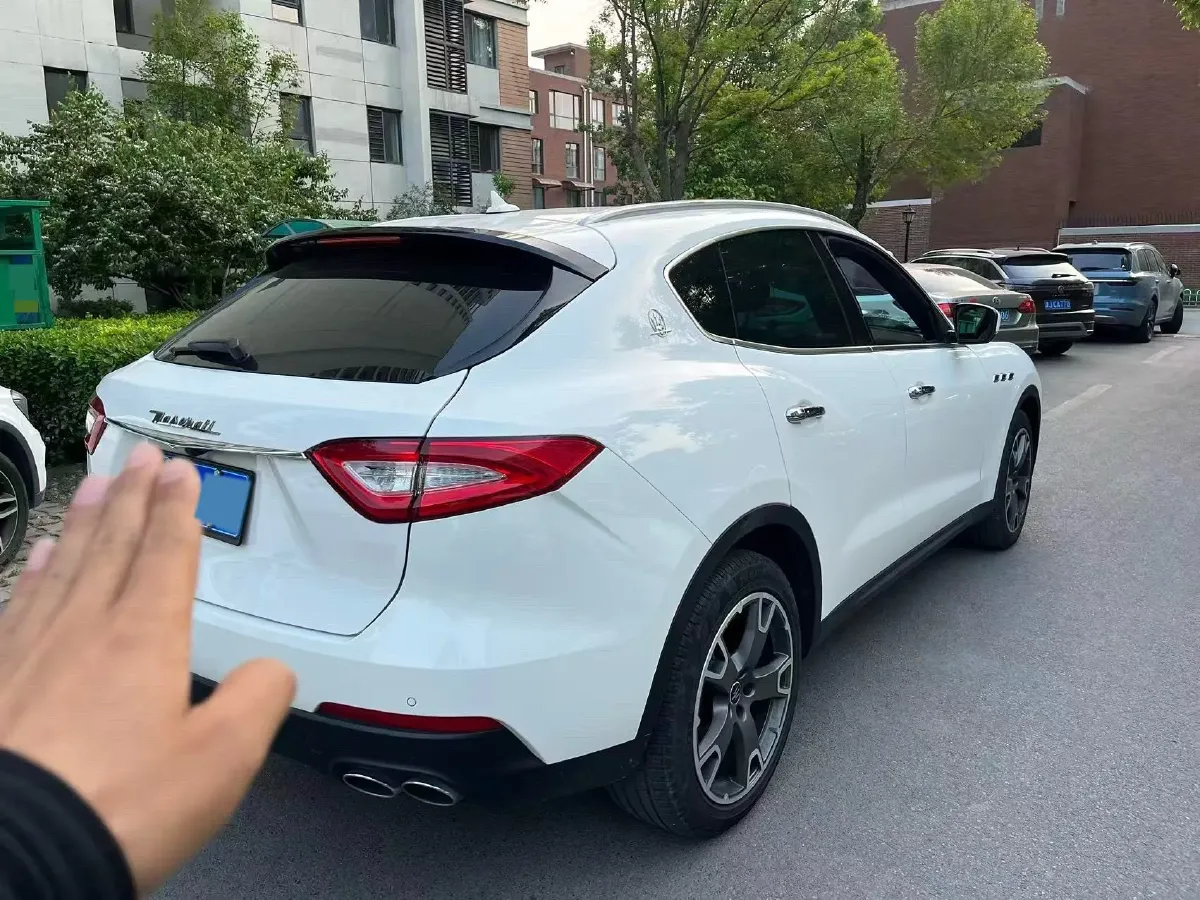 2019 Maserati Levante 3.0T 350HP V6 8AT,autocango,china used car exporter,china ev exporter,chinese used car exporter,chinese used ev exporter