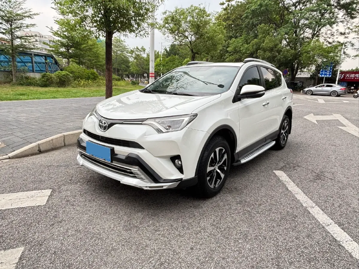 2019 Toyota Camry 2.0L 178HP L4 CVT,autocango,china used car exporter,china ev exporter,chinese used car exporter,chinese used ev exporter