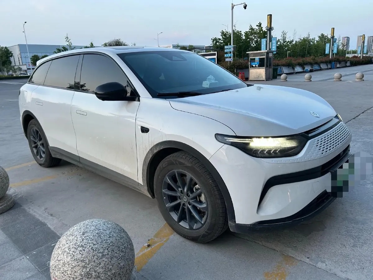 2023 Leapmotor C11 Range Extended 131HP REEV 43.74KWH,autocango,china used car exporter,china ev exporter,chinese used car exporter,chinese used ev exporter