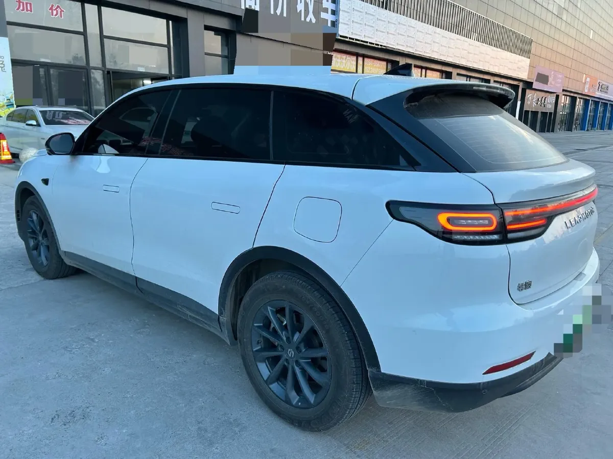 2023 Leapmotor C11 Range Extended 131HP REEV 43.74KWH,autocango,china used car exporter,china ev exporter,chinese used car exporter,chinese used ev exporter