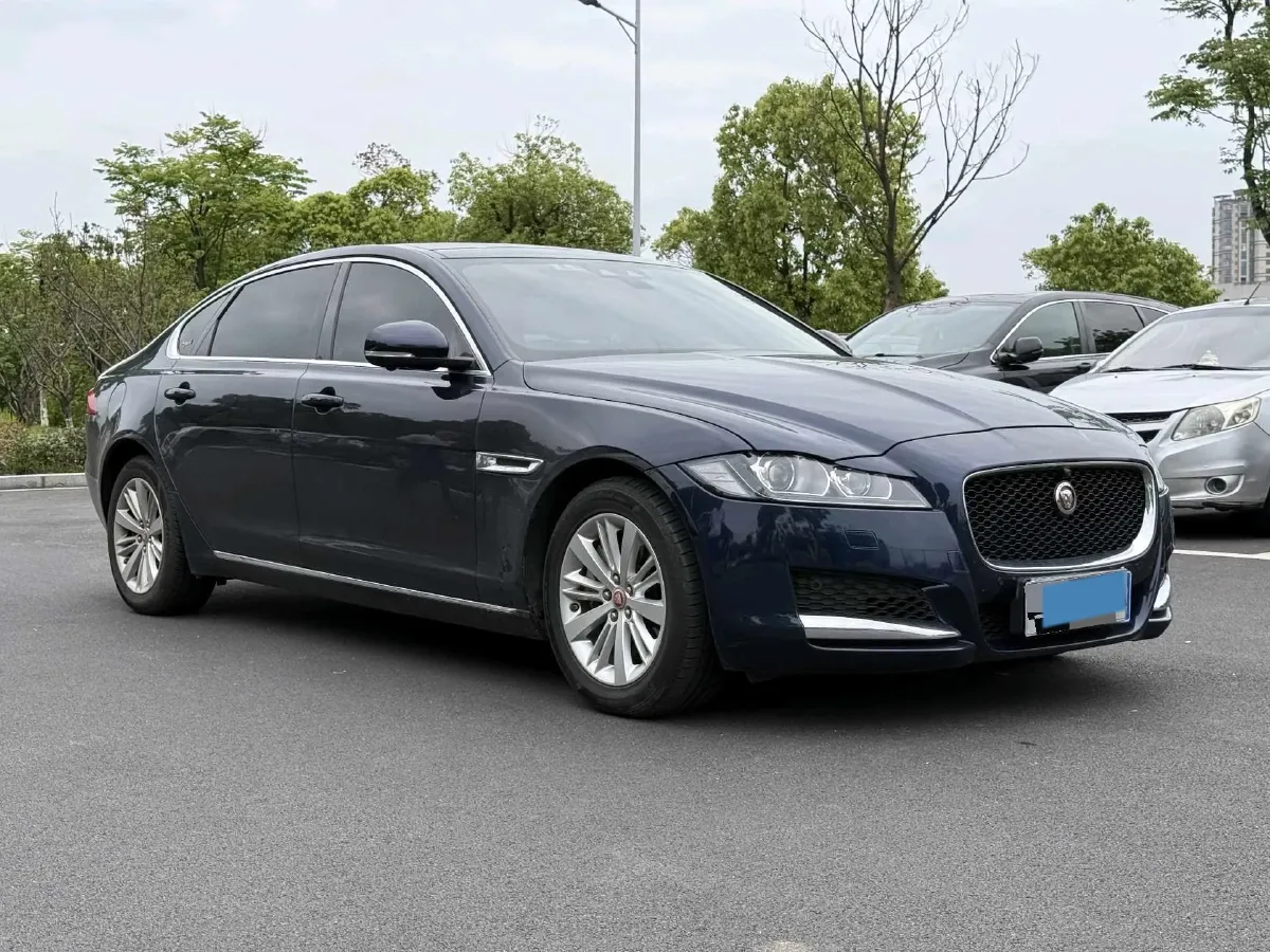 2019 HongQi HS7 3.0T 337HP V6 8AT,autocango,china used car exporter,china ev exporter,chinese used car exporter,chinese used ev exporter