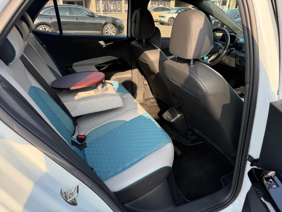 2022 Volkswagen ID.3 BEV 57.3KWH,autocango,china used car exporter,china ev exporter,chinese used car exporter,chinese used ev exporter