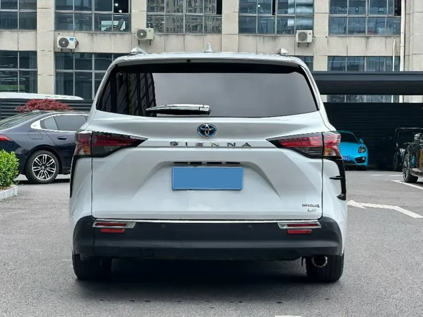 2021 Toyota Sienna 2.5L 192HP L4 E-CVT Hybrid,autocango,china used car exporter,china ev exporter,chinese used car exporter,chinese used ev exporter