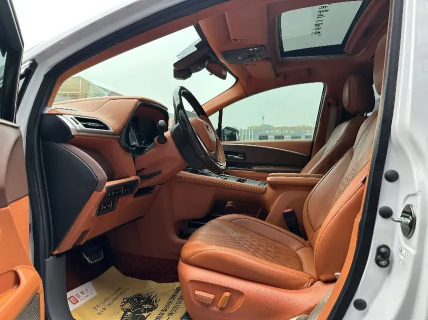 2021 Toyota Sienna 2.5L 192HP L4 E-CVT Hybrid,autocango,china used car exporter,china ev exporter,chinese used car exporter,chinese used ev exporter