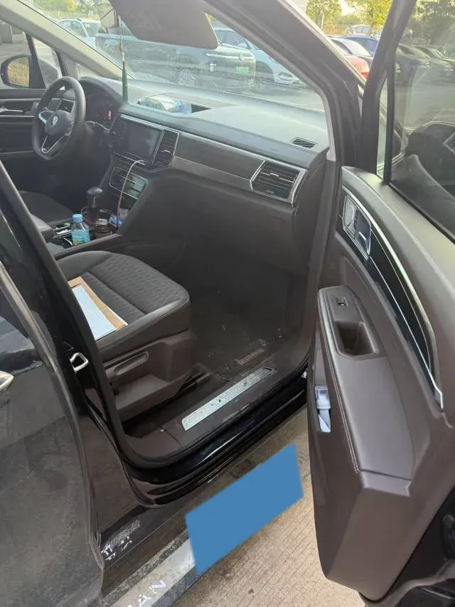 2020 Volkswagen Viloran 2.0T 186HP L4 7DCT,autocango,china used car exporter,china ev exporter,chinese used car exporter,chinese used ev exporter