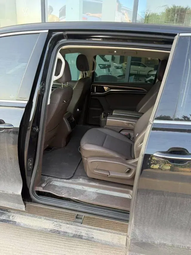 2020 Volkswagen Viloran 2.0T 186HP L4 7DCT,autocango,china used car exporter,china ev exporter,chinese used car exporter,chinese used ev exporter