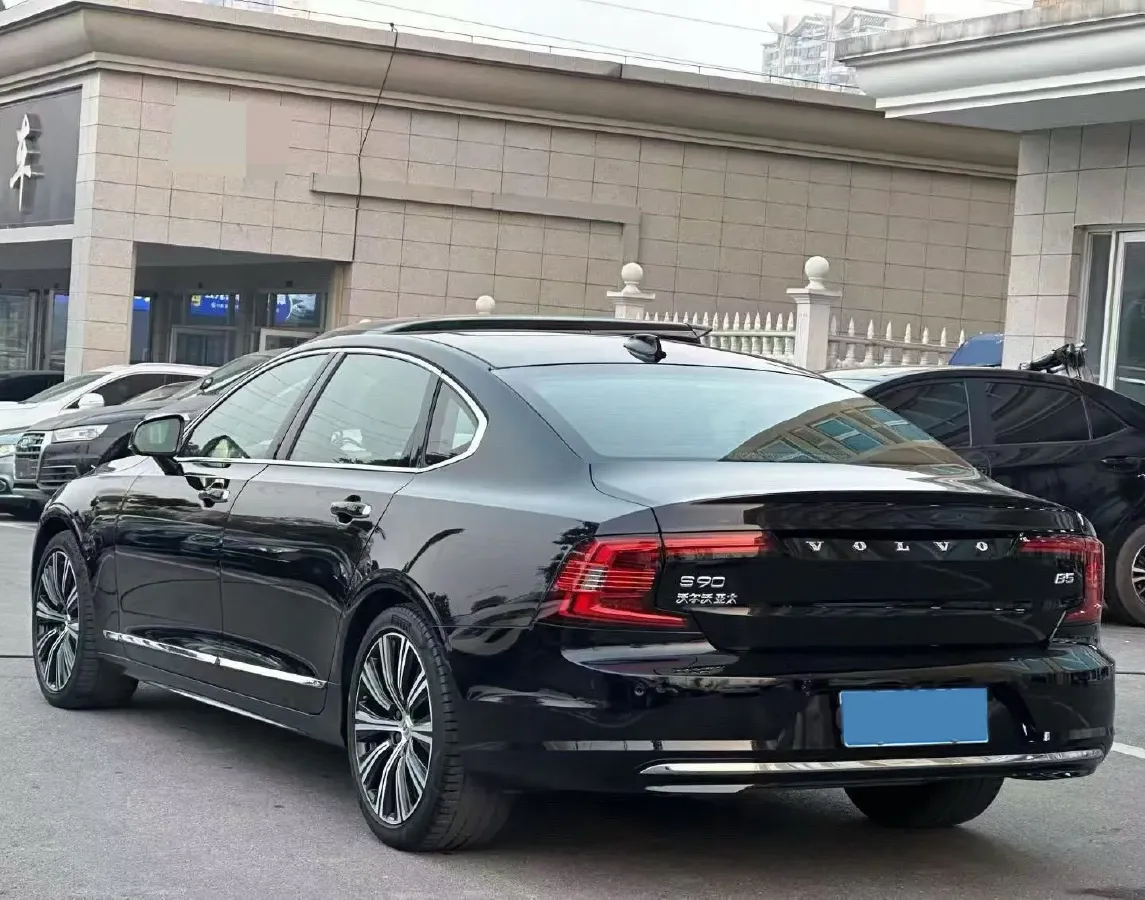 2024 Volvo S90 2.0T 250HP L4 8AT,autocango,china used car exporter,china ev exporter,chinese used car exporter,chinese used ev exporter