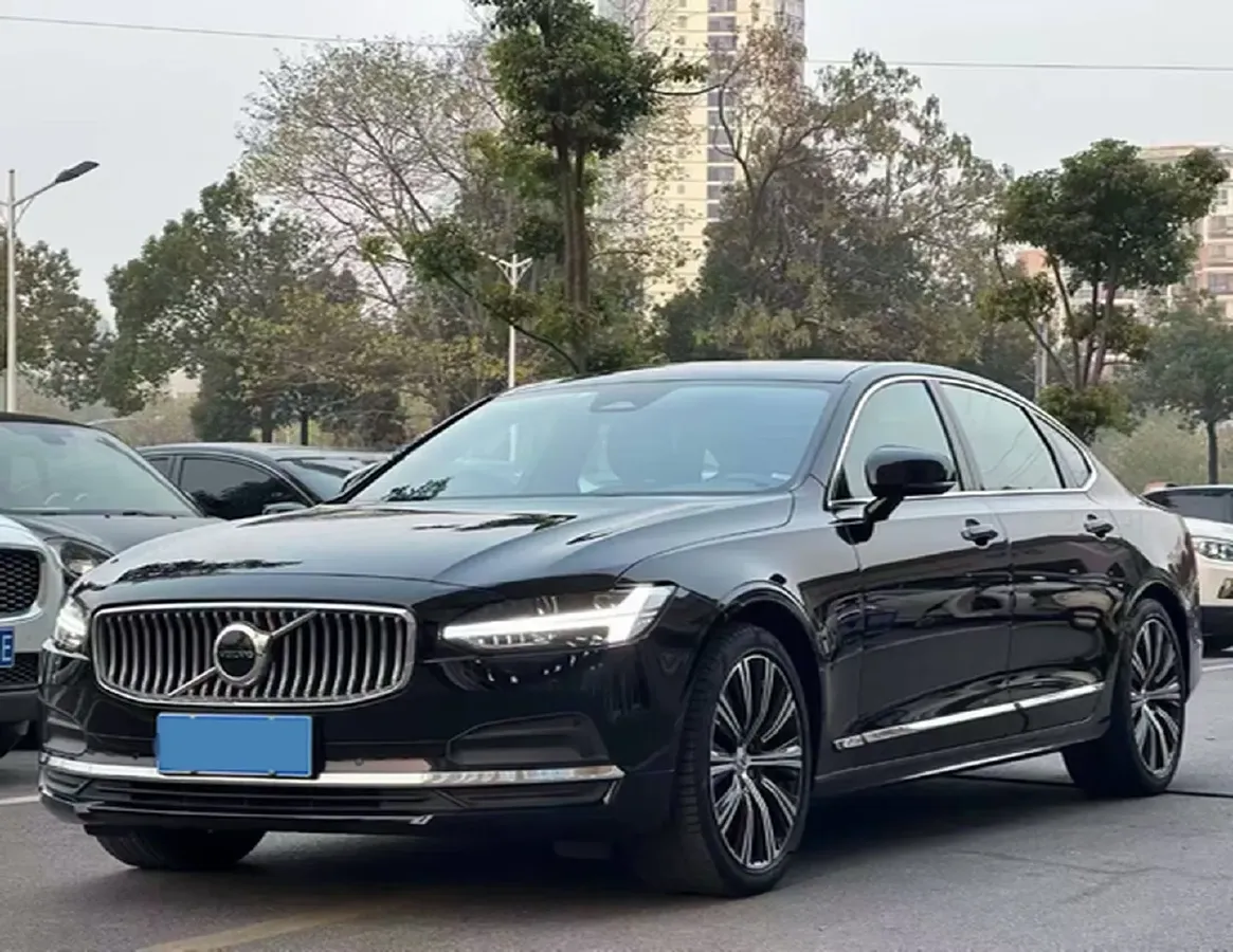 2024 Volvo S90 2.0T 250HP L4 8AT,autocango,china used car exporter,china ev exporter,chinese used car exporter,chinese used ev exporter