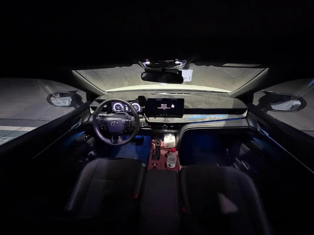 2024 Toyota Camry 2.0L 152HP L4 E-CVT Hybrid,autocango,china used car exporter,china ev exporter,chinese used car exporter,chinese used ev exporter