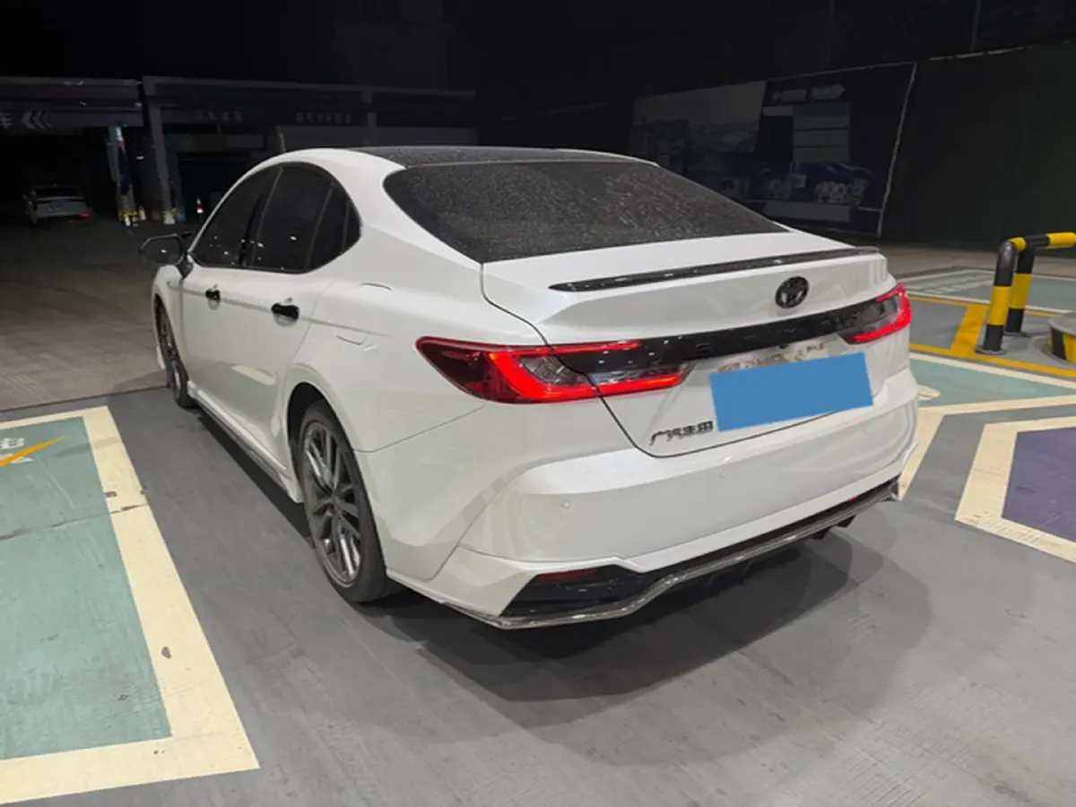 2024 Toyota Camry 2.0L 152HP L4 E-CVT Hybrid,autocango,china used car exporter,china ev exporter,chinese used car exporter,chinese used ev exporter