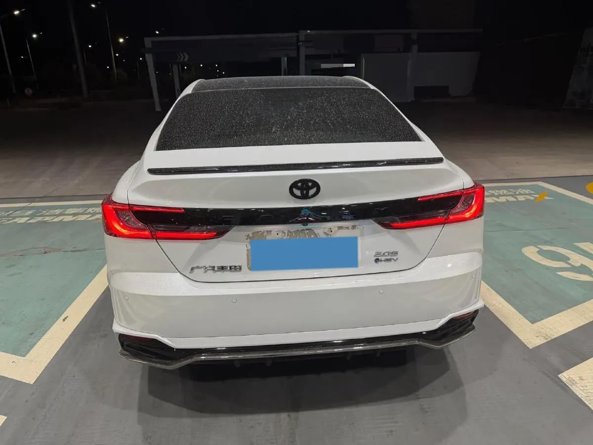 2024 Toyota Camry 2.0L 152HP L4 E-CVT Hybrid,autocango,china used car exporter,china ev exporter,chinese used car exporter,chinese used ev exporter