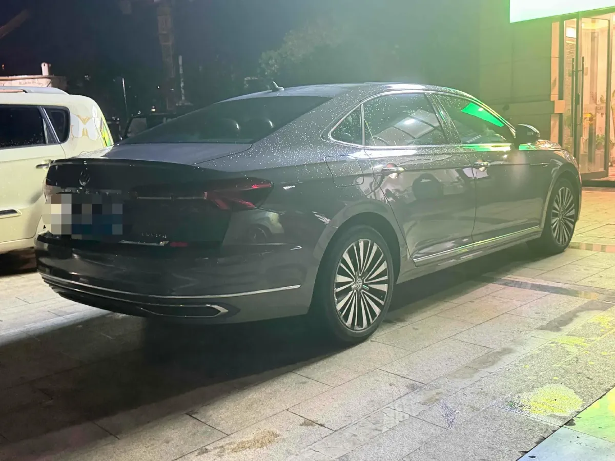 2019 Buick EnvisionPlus 2.0T 260HP L4 9AT,autocango,china used car exporter,china ev exporter,chinese used car exporter,chinese used ev exporter