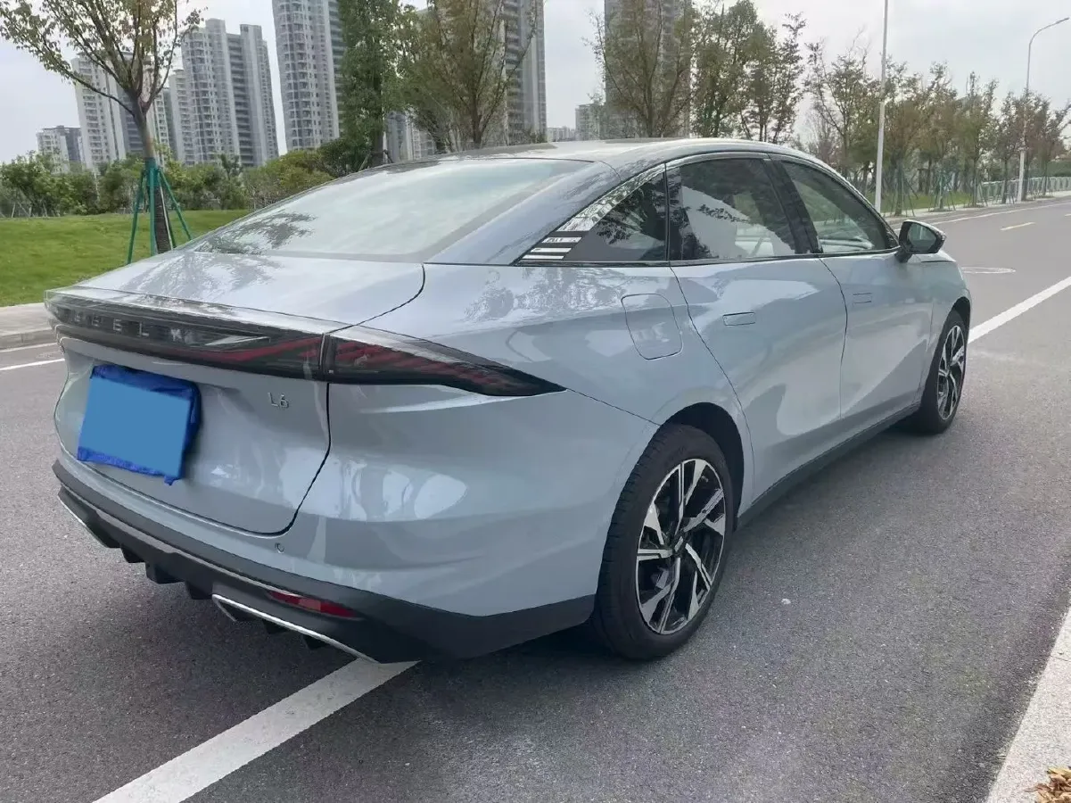 2023 Geely Galaxy L6 1.5T 163HP L4 3DHT PHEV,autocango,china used car exporter,china ev exporter,chinese used car exporter,chinese used ev exporter