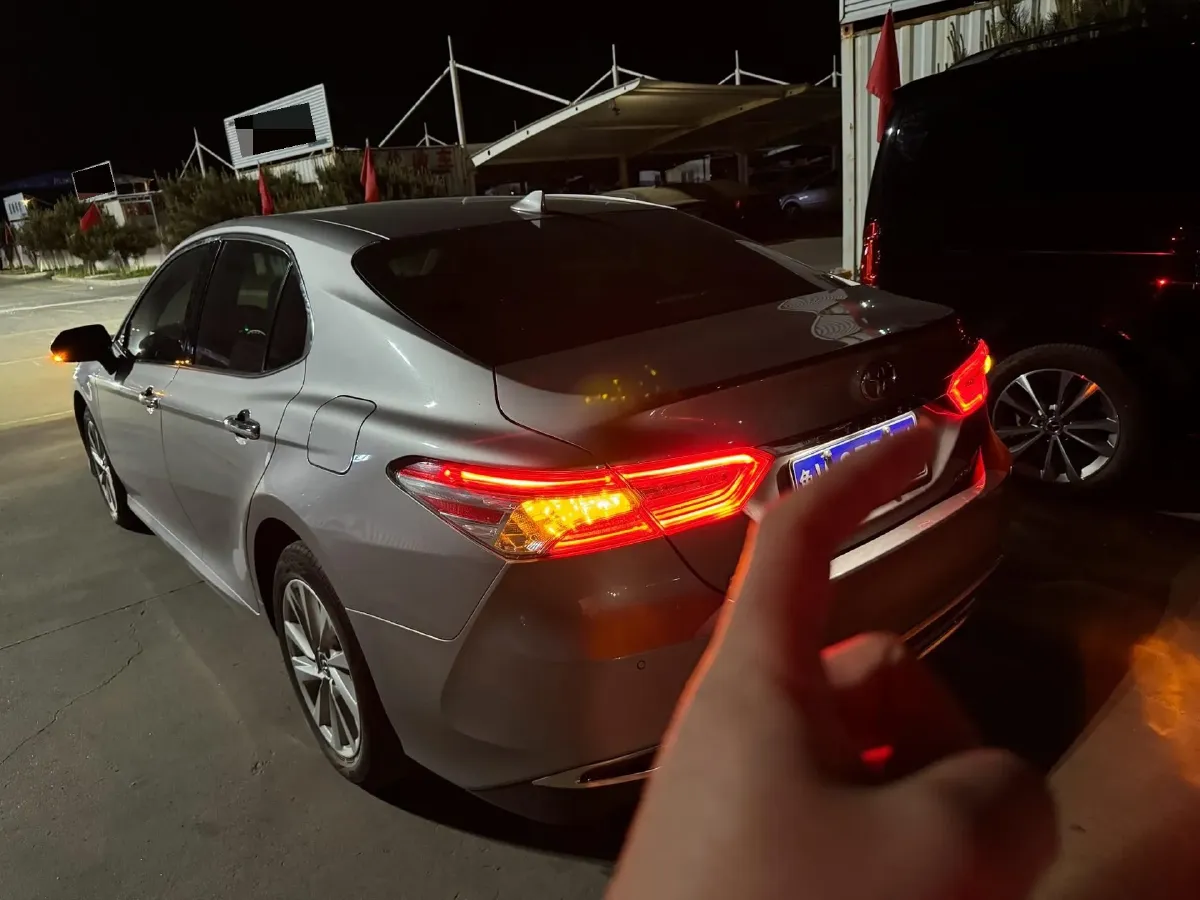 2021 Toyota Camry 2.0L 178HP L4 CVT,autocango,china used car exporter,china ev exporter,chinese used car exporter,chinese used ev exporter