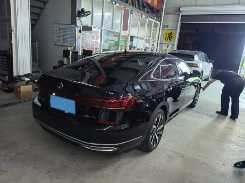 2022 Xpeng P7 BEV 60.2KWH,autocango,china used car exporter,china ev exporter,chinese used car exporter,chinese used ev exporter