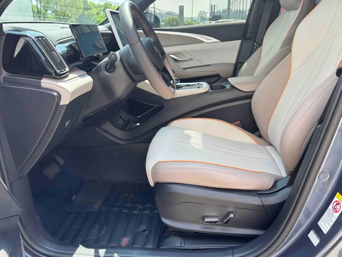 2024 BYD Song Pro 1.5L 110HP L4 E-CVT PHEV 18.3KWH,autocango,china used car exporter,china ev exporter,chinese used car exporter,chinese used ev exporter